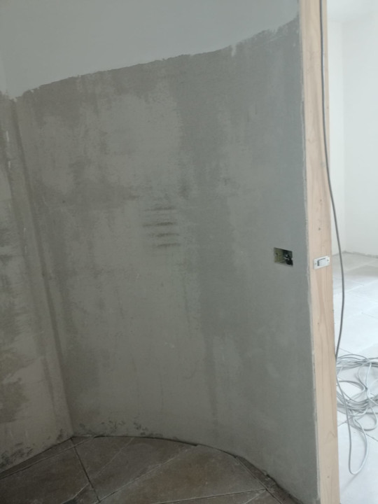 curved shower wall