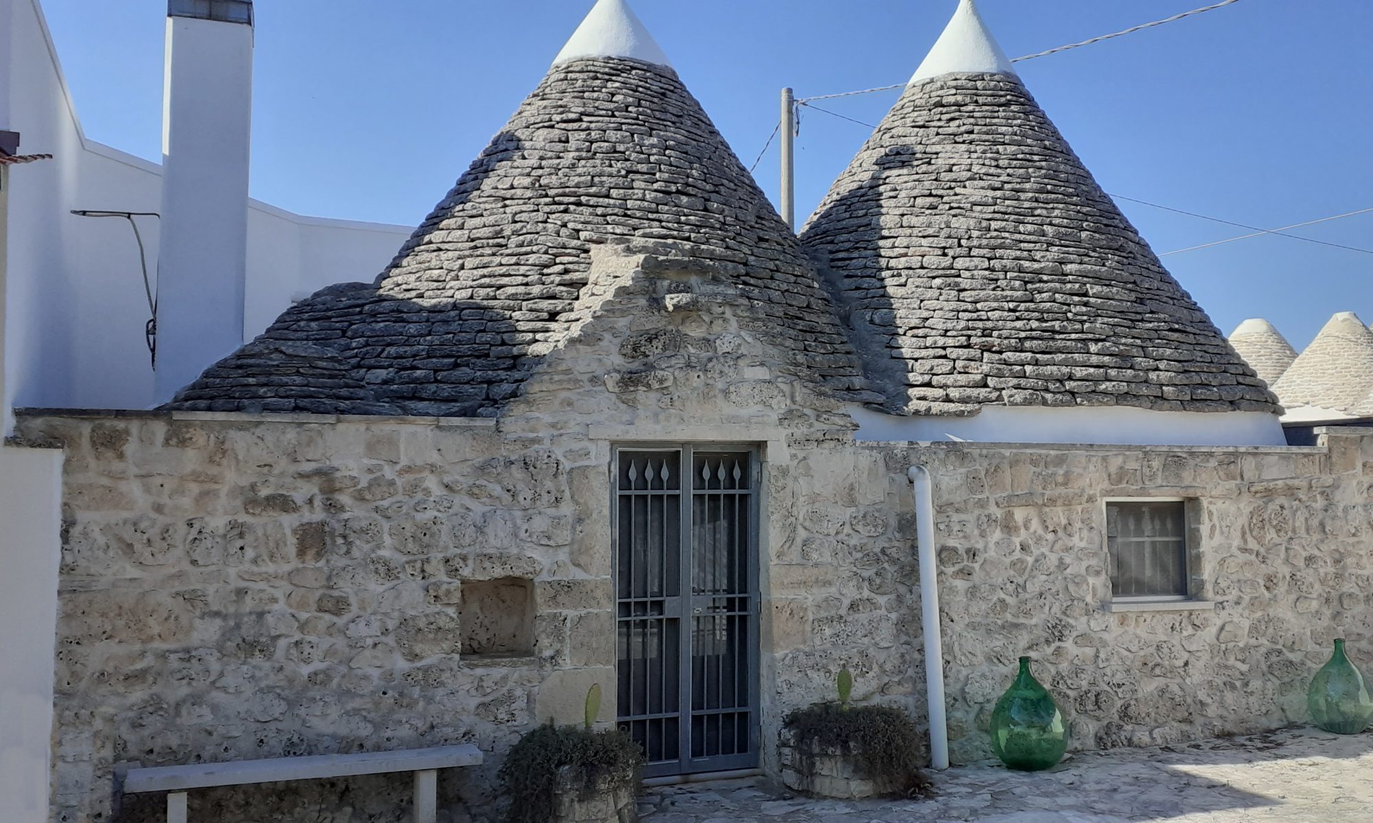 Trullo Genista front view